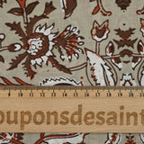 Coton indien imprimé fleur marron et brique fond taupe