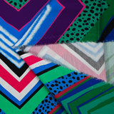 Popeline de coton imprimée chevrons rétro rose et bleu