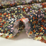 Viscose imprimée fleurs Meryl fond marine