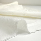 Crêpe viscose Lily brodé feuillage blanc cassé