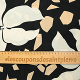 Crêpe fin imprimé éclat de fleurs fond noir