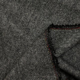 Laine mélangée nattée noir et gris brillant