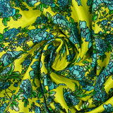 Satin 100% soie imprimé fleurs bleues fond anis