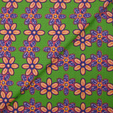 Coton imprimé ethnique Holten fuchsia fond vert prairie