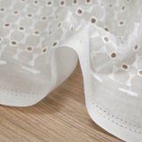 Broderie anglaise Lou blanc cassé