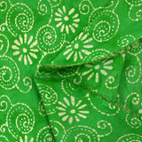 Coton batik imprimé Udaipur fond vert pomme