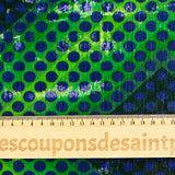 Velours de polyester Lurex imprimée petit pois bleu fond vert