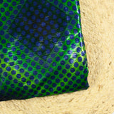 Velours de polyester Lurex imprimée petit pois bleu fond vert