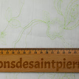 Polycoton froissé et brodé fleurs vert anis