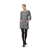 Patron Burda n°6149: Robe semi-ajustée encolure bateau femme