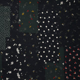 Mousseline imprimée patch fleurs et cœurs fond noir