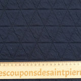 Jersey matelassé triangle fond bleu marine