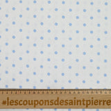 Piqué de coton imprimé pois bleu fond blanc