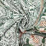 Twill polyester imprimé frise florale verte et marron fond blanc cassé