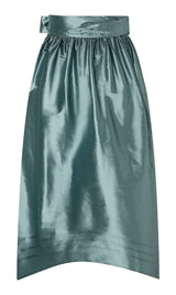 Patron Burda n°5625 : Ensemble costume traditionnel 