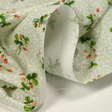 Coton imprimé bouquets en fraise vert et blanc