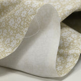Flores de flores estampadas con estampado de algodón fondo beige