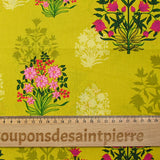 Popeline de coton imprimée fleur ornementale fuchsia fond anis