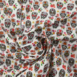 Coton imprimé Día de Muertos fond blanc