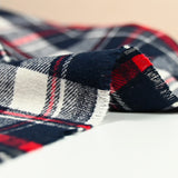 Flanelle de coton à carreaux Gabriel trait rouge fond marine