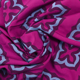 Viscose imprimée mosaïque ciel fond orchidée