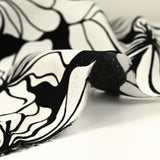 Viscose imprimée grandes fleurs fond noir