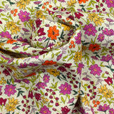 Coton imprimé Vittoria fleurs vintage fond écru au mètre