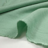 Crêpe viscose Lily brodé feuillage vert d'eau