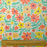 Lin viscose imprimé fleurs rétro corail et jaune fond blanc