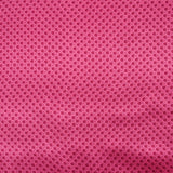 Satin de soie imprimé carrés de fleurs fuchsia