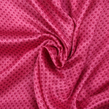 Satin de soie imprimé carrés de fleurs fuchsia