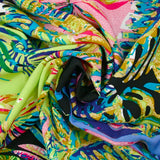 Viscose imprimée nature psychédélique fond vert clair et bleu lavande