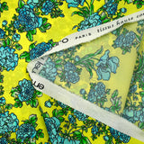 Satin 100% soie imprimé fleurs bleues fond anis