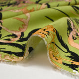 Viscose imprimée ombre de tulipes fond vert
