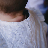 Patron plastron, pull sans manches et bavoir bébé ADÉLAÏDE
