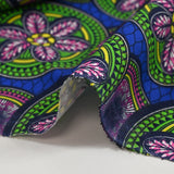 Coton imprimé ethnique Lopik vert fond bleu roi