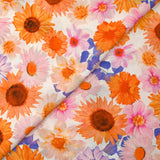 Viscose imprimée invasion florale fond blanc