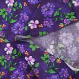 Popeline de coton imprimée flore fond violet foncé