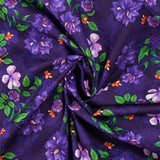 Popeline de coton imprimée flore fond violet foncé