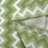 Popeline de coton imprimée chevrons vert et blanc
