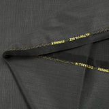 Tela de traje elegante mezcla lana gris plateado con fondo negro