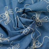 Chambray de coton brodé Lucie fond denim