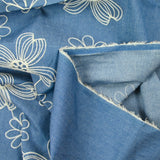 Chambray de coton brodé Anaïs fond denim