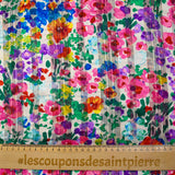 Mousseline imprimée bande satin Flora rose, violet et vert fond blanc