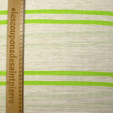 Viscose et coton rayé en relief vert pomme fond écru naturel