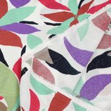 Paleta floral impresa en crepe Viscose Fondo blanco