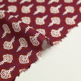 Coton indien imprimé Vamika ornements blanc fond rouge amarante