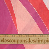 Voile de polycoton vague violette, rose et rouge fond blanc