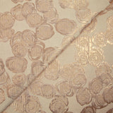 Brocart lamé rose vive les roses fond blush