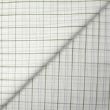 Coton à carreaux vert sauge fond blanc